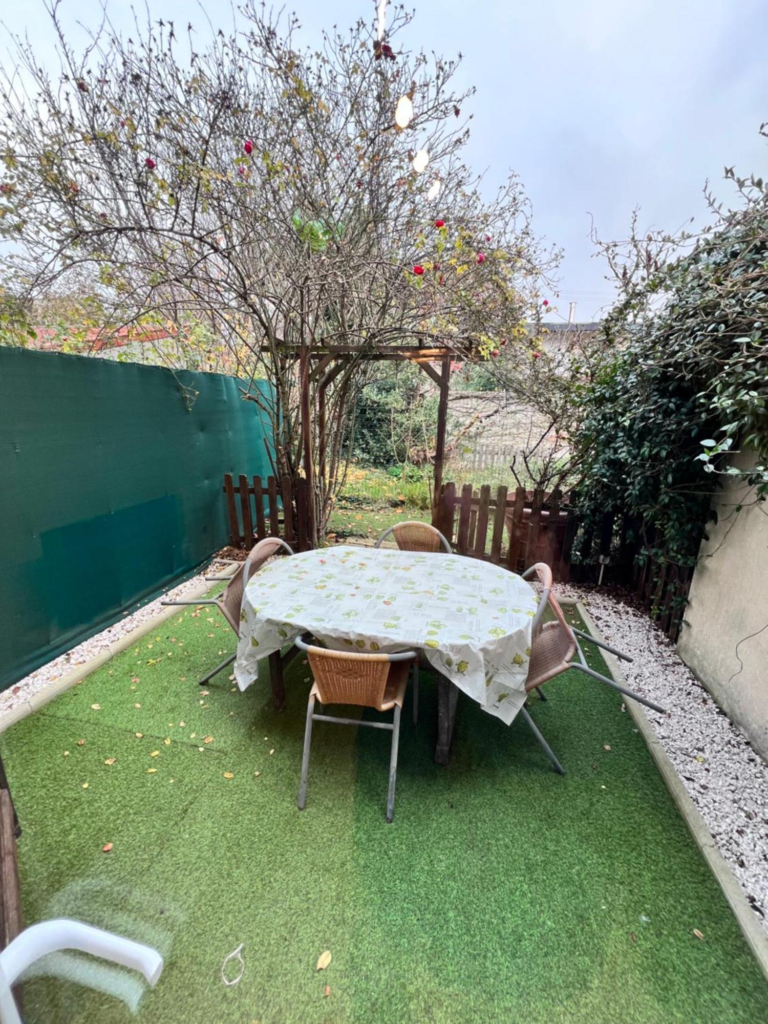 F2 Avec Terrasse Appartement